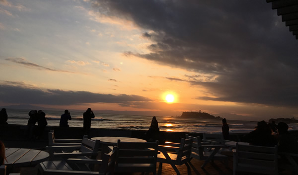 湘南　パシフィックドライブインで見る夕焼け